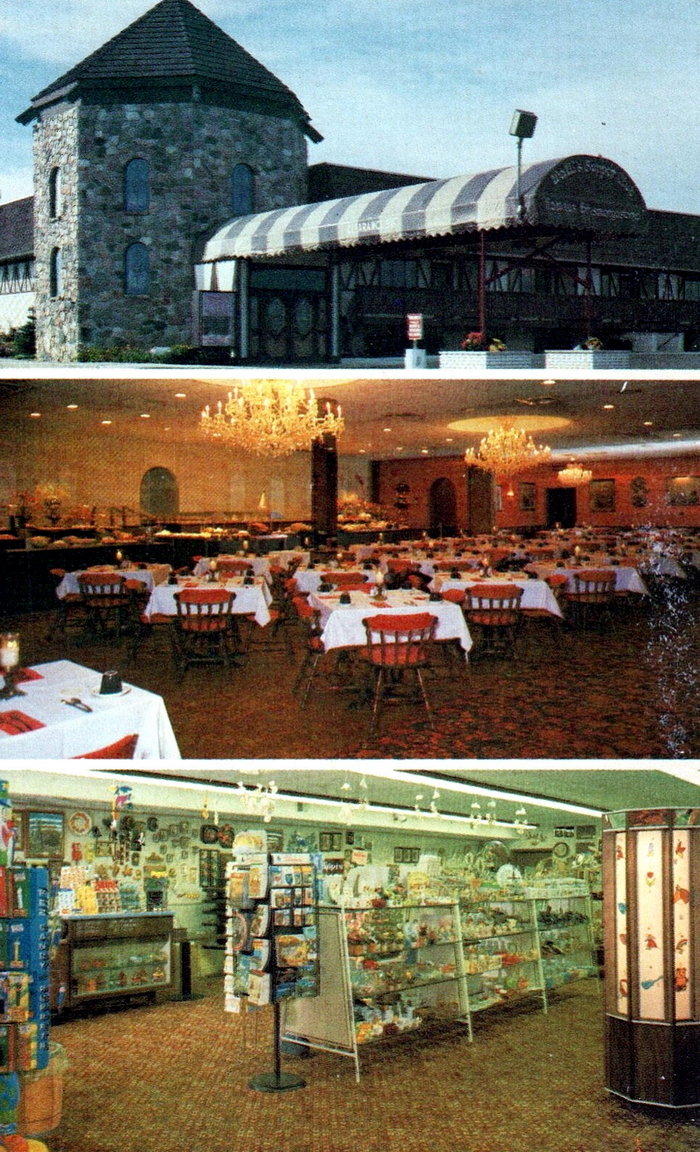 Wallis Drive-In - Wallis Supper Club - 5432 N Saginaw